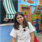 Enseignante italienne, offre cours particulières de Français et Italien, on peut faire des conversations, ou on peut travailler l'écrit, on va decider nos activités sur la base des vos nécessités. N'hésitez pas! Ce n'est jamais trop tot ou trop tard pour